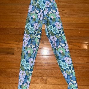 floral crossover leggings